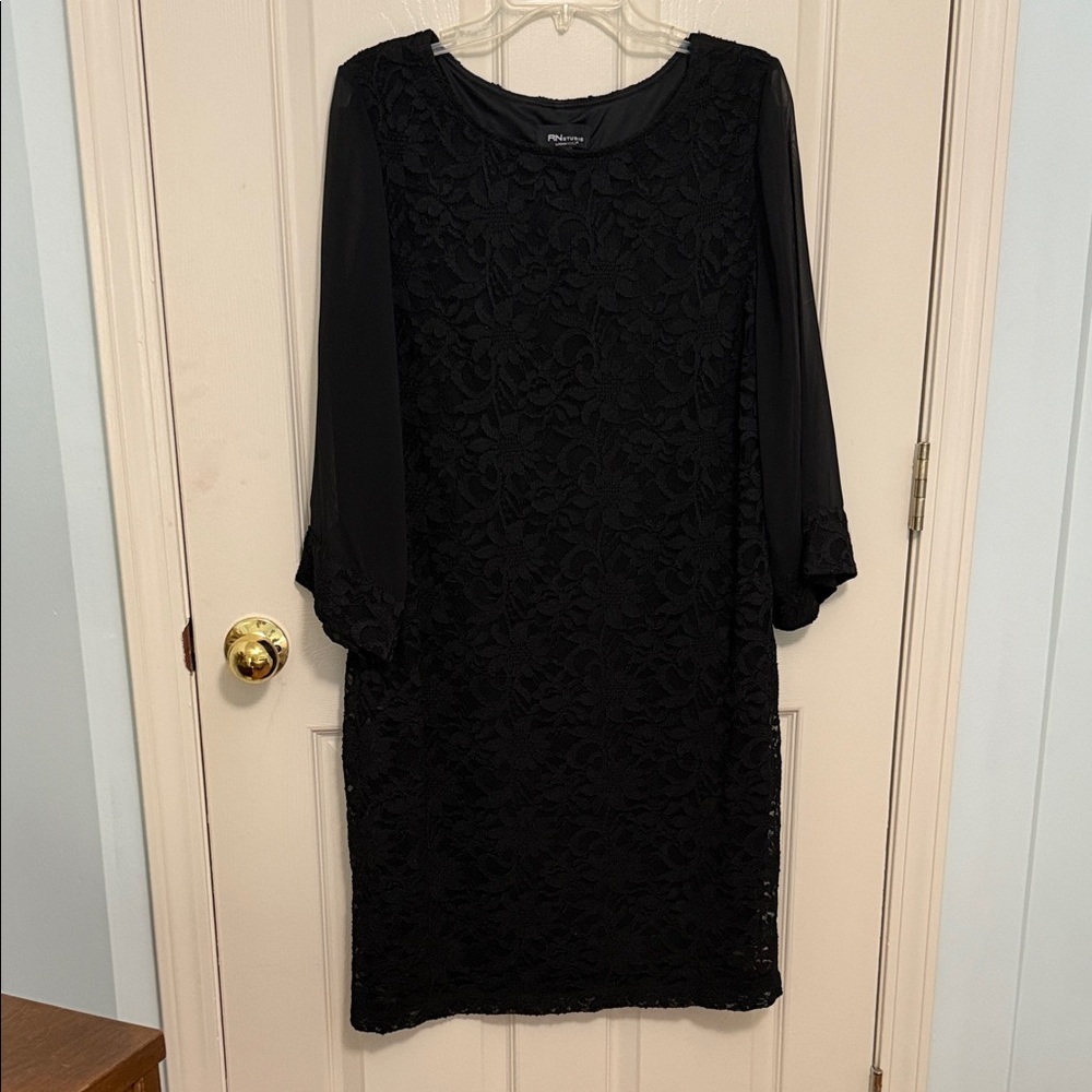 Ronni Nicole Black Lace Long Sleeve Dress